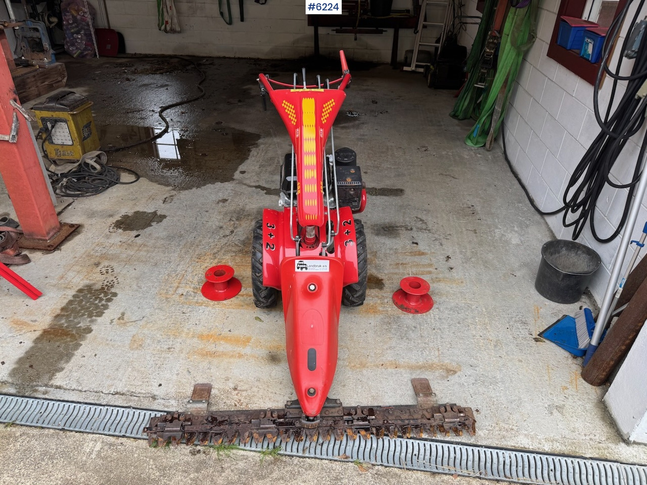 2017 MAB 135 Two-wheel mower - Utrustning för vallskörd: bild 1 2017 MAB 135 Two-wheel mower - Utrustning för vallskörd: bild 1