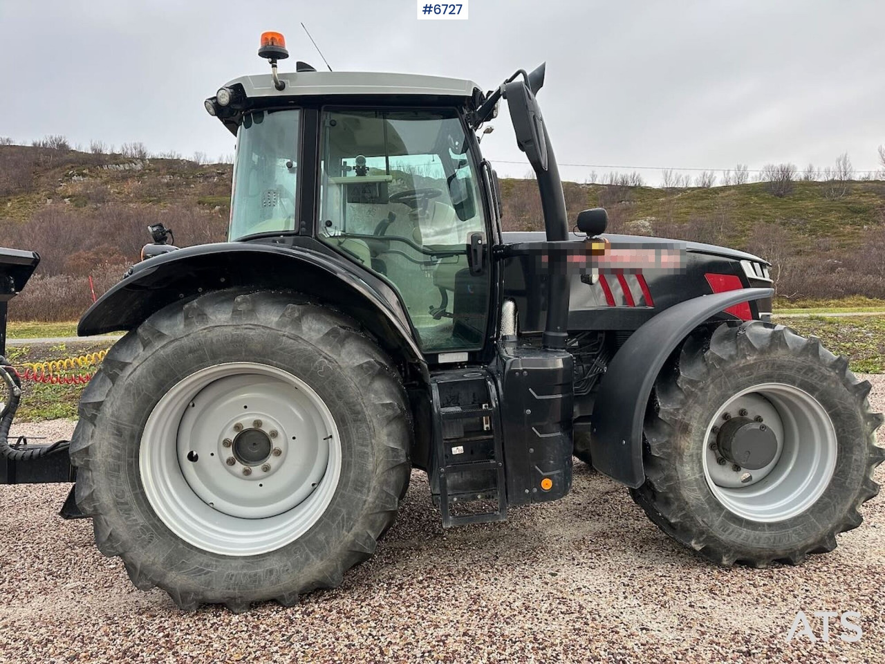 2020 Massey-Ferguson 7719 S 4x4 brøyterigget traktor m/ 2 sett dekk, snøfres og henger. SE VIDEO. - Traktor: bild 3 2020 Massey-Ferguson 7719 S 4x4 brøyterigget traktor m/ 2 sett dekk, snøfres og henger. SE VIDEO. - Traktor: bild 3