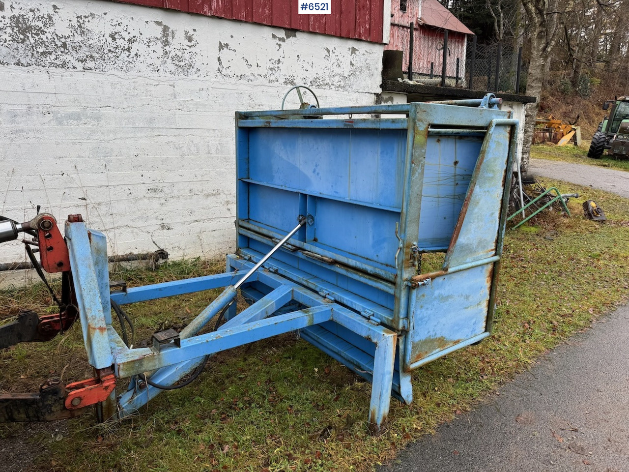 Hoof trimmer box for cattle. Watch the video! - Utrustning för uppfödnings: bild 5 Hoof trimmer box for cattle. Watch the video! - Utrustning för uppfödnings: bild 5