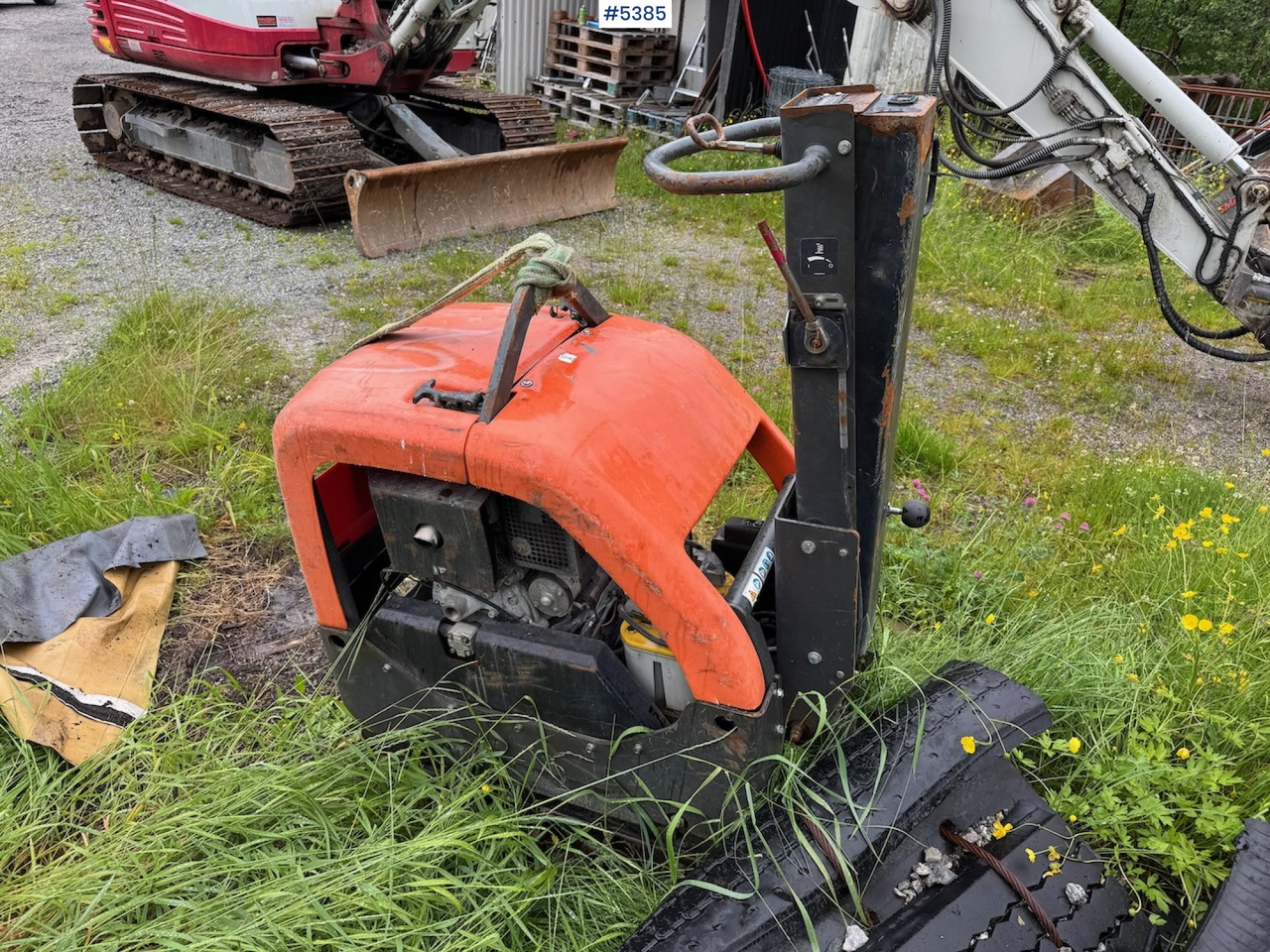 Husqvarna LG 504 Vibrating compactor. - Maskin för jordbearbetning: bild 5 Husqvarna LG 504 Vibrating compactor. - Maskin för jordbearbetning: bild 5