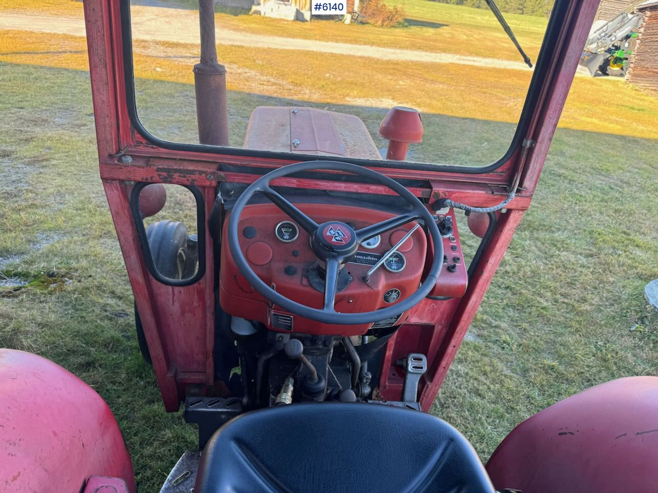 Traktor Massey Ferguson 133: bild 10