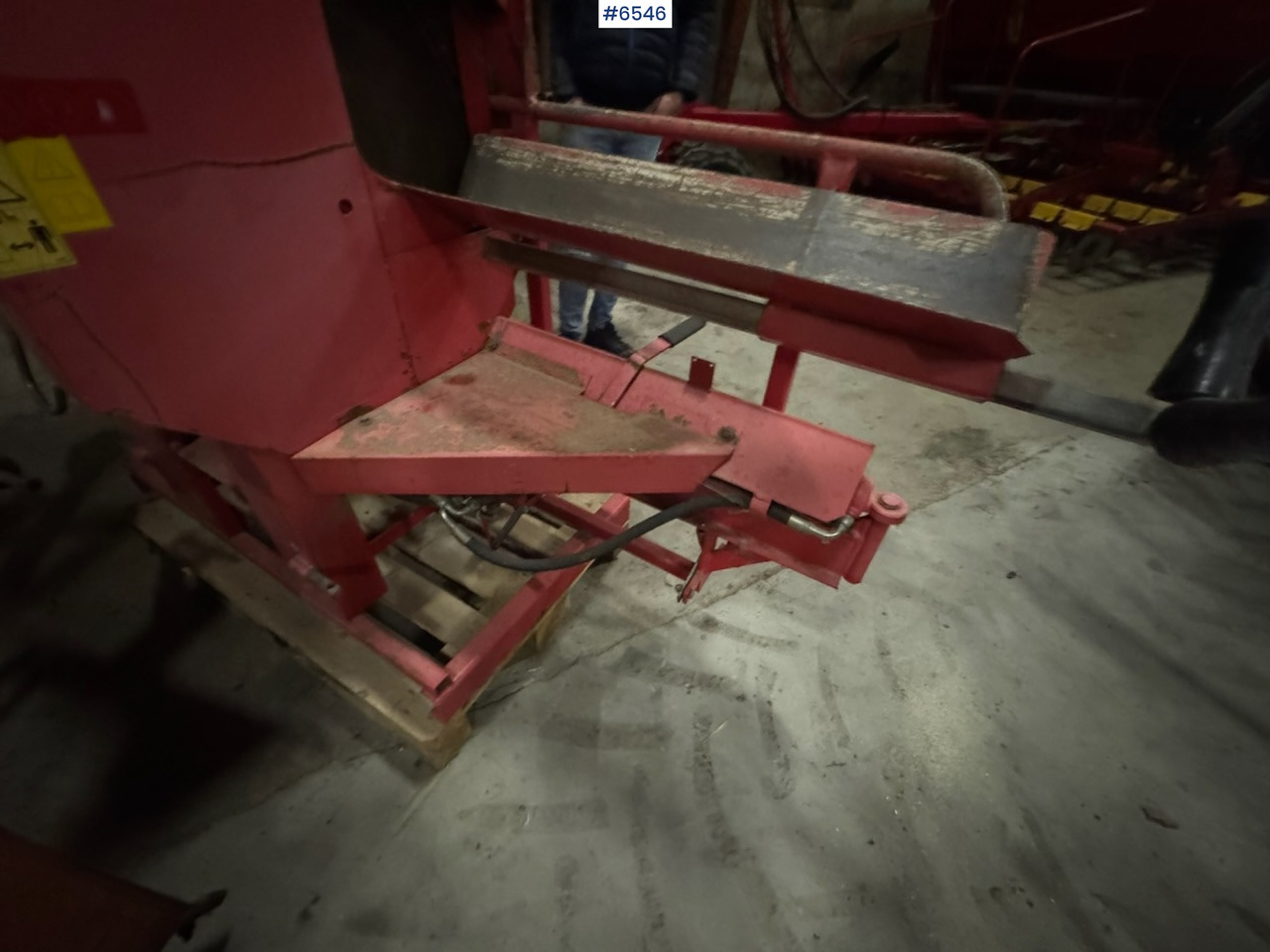 Skogsmaskin Hakki Pilke 60 firewood processor: bild 10