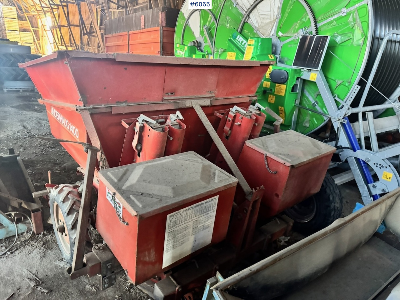 Underhaug 1400 potato planter - Potatissättare: bild 2 Underhaug 1400 potato planter - Potatissättare: bild 2