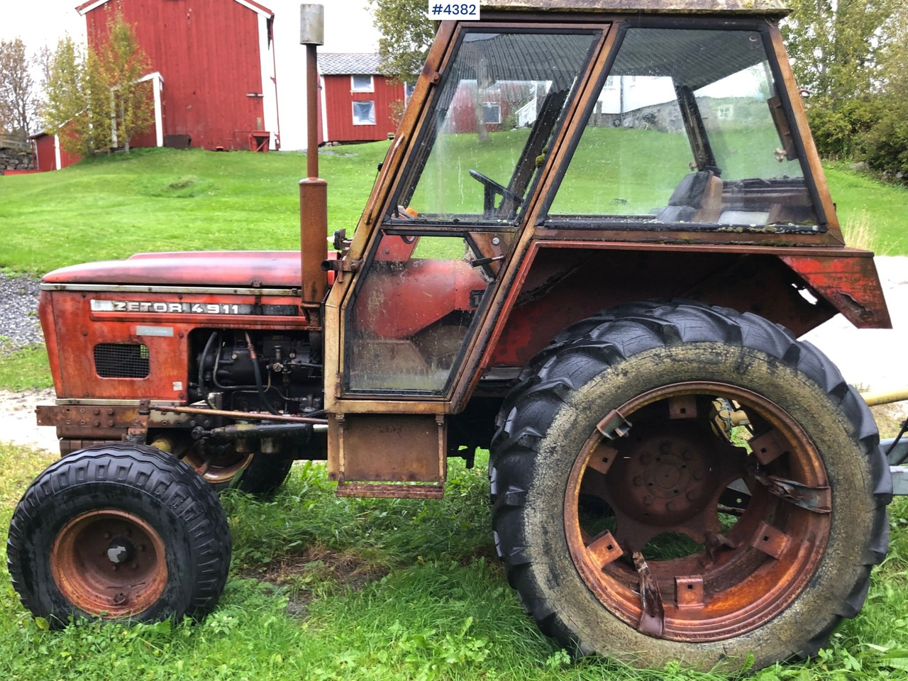 Zetor 4911 and Reime Manure spreader - Traktor: bild 2 Zetor 4911 and Reime Manure spreader - Traktor: bild 2