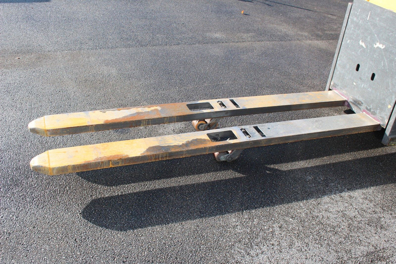 Atlet PPL/200S Ameise Niedrighubwagen - Låglyftar: bild 5 Atlet PPL/200S Ameise Niedrighubwagen - Låglyftar: bild 5