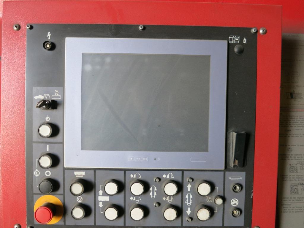 AMADA HFA 530 CNC - Metallbandsåg: bild 3 AMADA HFA 530 CNC - Metallbandsåg: bild 3