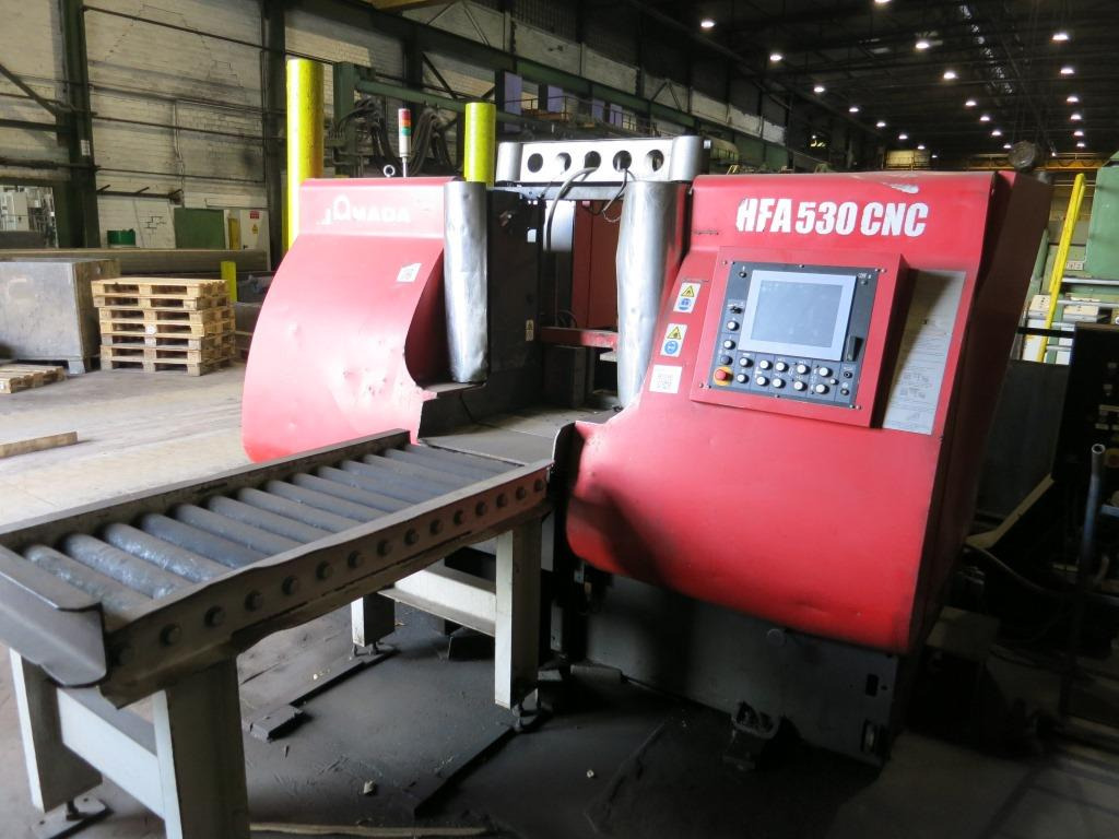 AMADA HFA 530 CNC - Metallbandsåg: bild 2 AMADA HFA 530 CNC - Metallbandsåg: bild 2