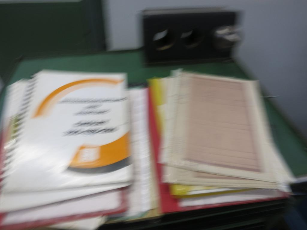 ERNAULT SOMUA Cholet 435 - Metallsvarv: bild 5 ERNAULT SOMUA Cholet 435 - Metallsvarv: bild 5