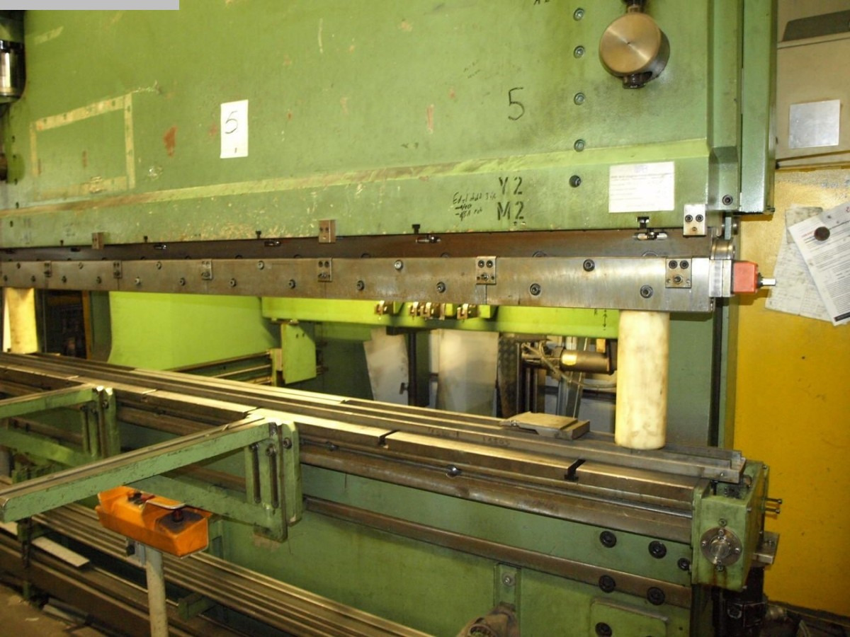LOTZE 309x3000kn - Kantpress: bild 4 LOTZE 309x3000kn - Kantpress: bild 4