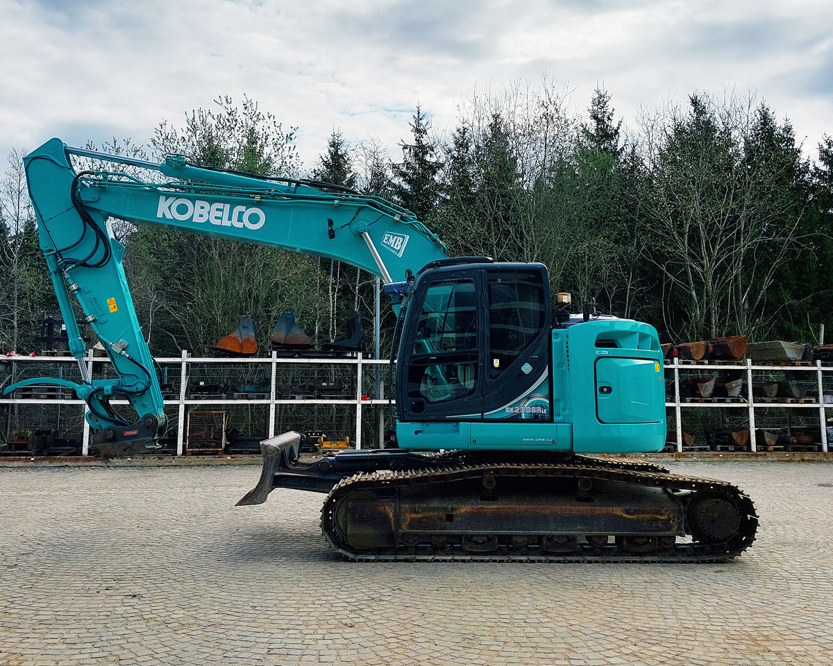 Kobelco SK230SRLC-5 - Bandgrävare: bild 2 Kobelco SK230SRLC-5 - Bandgrävare: bild 2