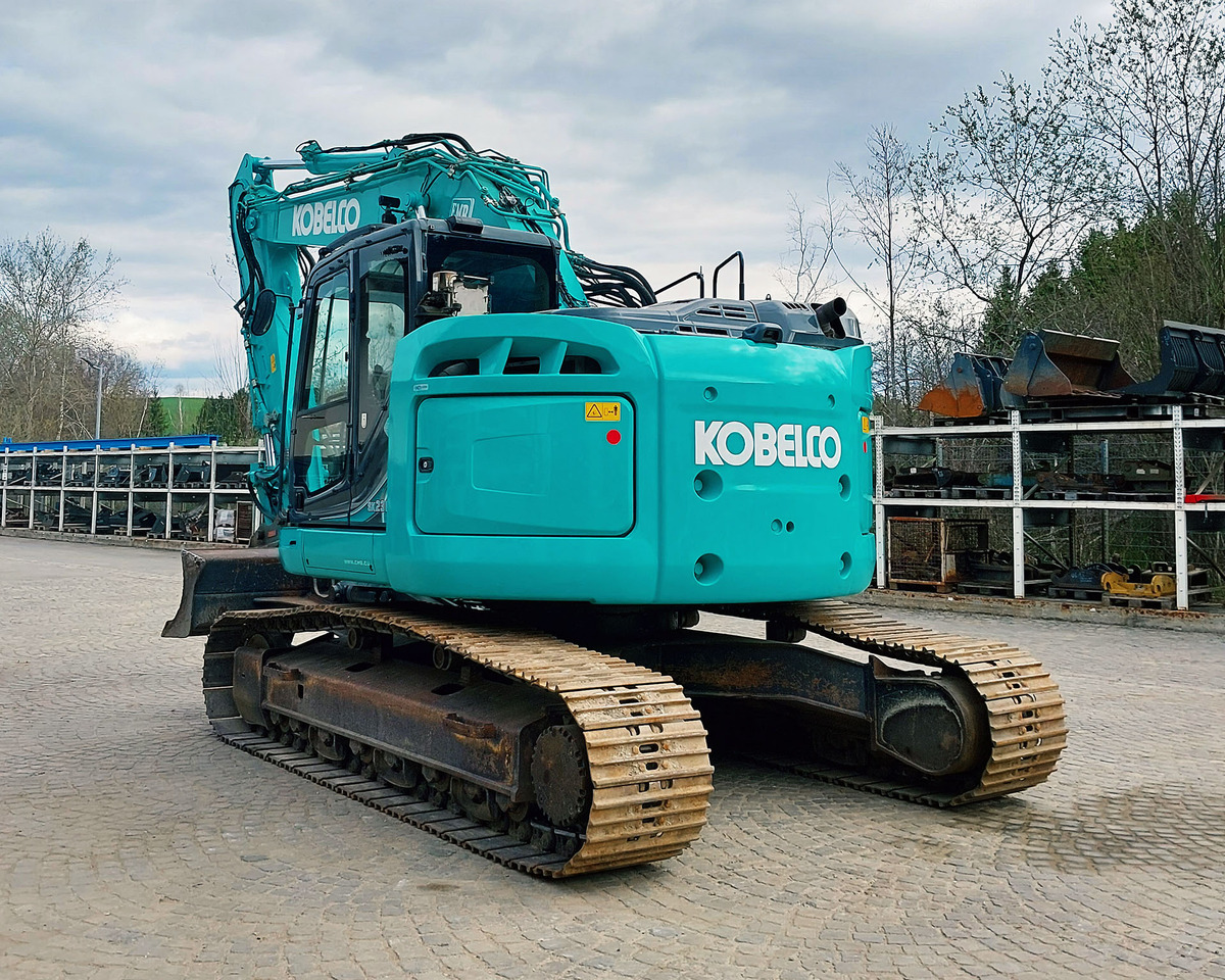 Kobelco SK230SRLC-5 - Bandgrävare: bild 3 Kobelco SK230SRLC-5 - Bandgrävare: bild 3