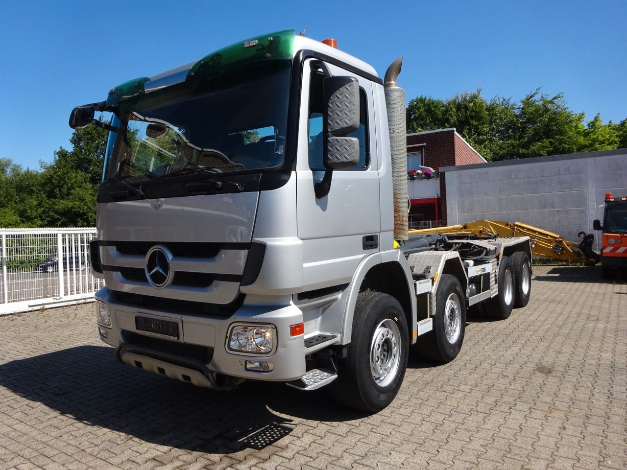 Mercedes-Benz 3244 Actros PALFINGER Abroller 8x4 - Lastväxlare lastbil: bild 1 Mercedes-Benz 3244 Actros PALFINGER Abroller 8x4 - Lastväxlare lastbil: bild 1