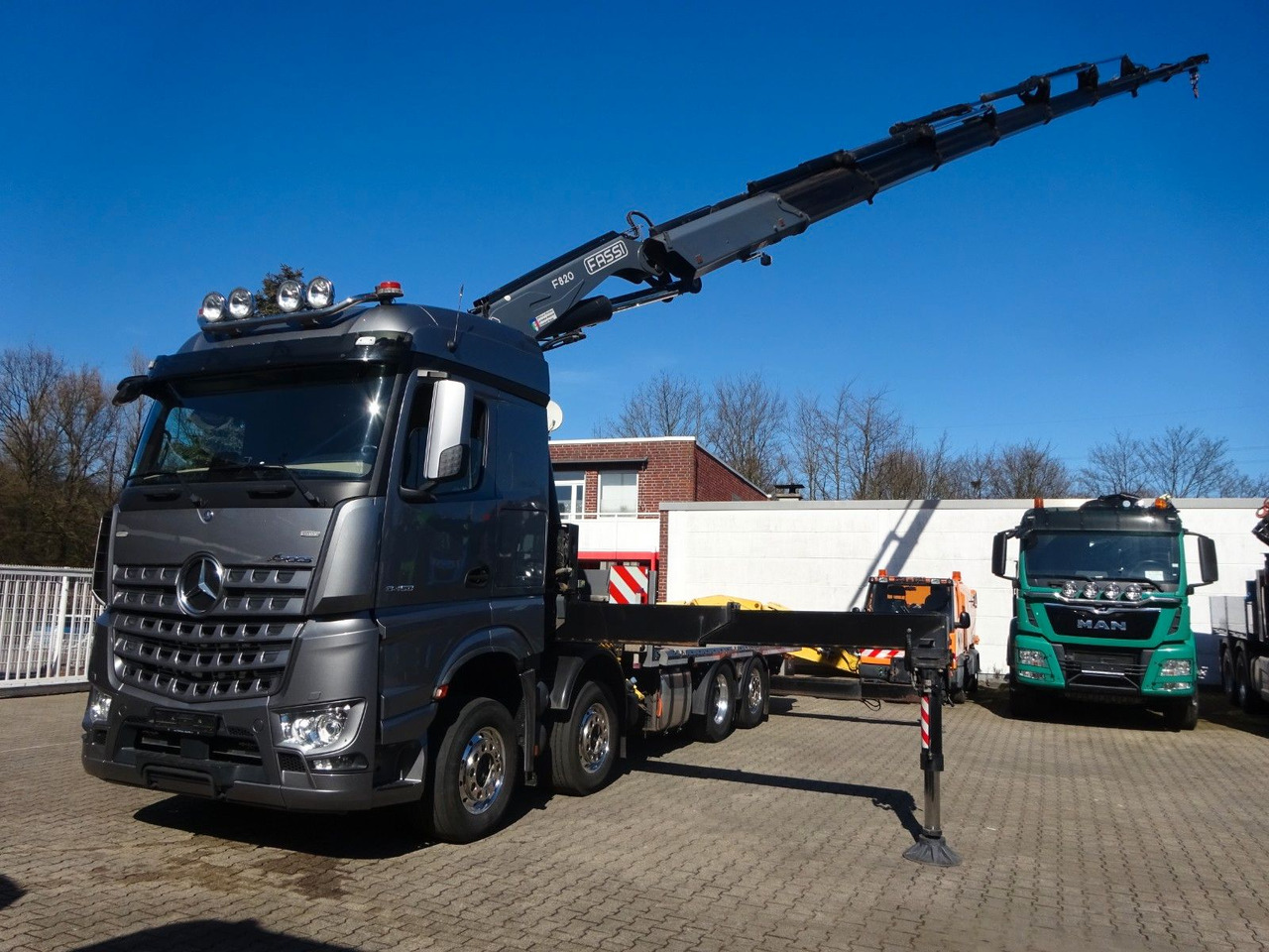 Mercedes-Benz 3453  Plattform + Fassi F820 Kran  8x2 Mercedes-Benz 3453 FASSI F820 Kran 8x Hydr. Ausschub - Kranbil, Flakbil: bild 2 Mercedes-Benz 3453  Plattform + Fassi F820 Kran  8x2 Mercedes-Benz 3453 FASSI F820 Kran 8x Hydr. Ausschub - Kranbil, Flakbil: bild 2