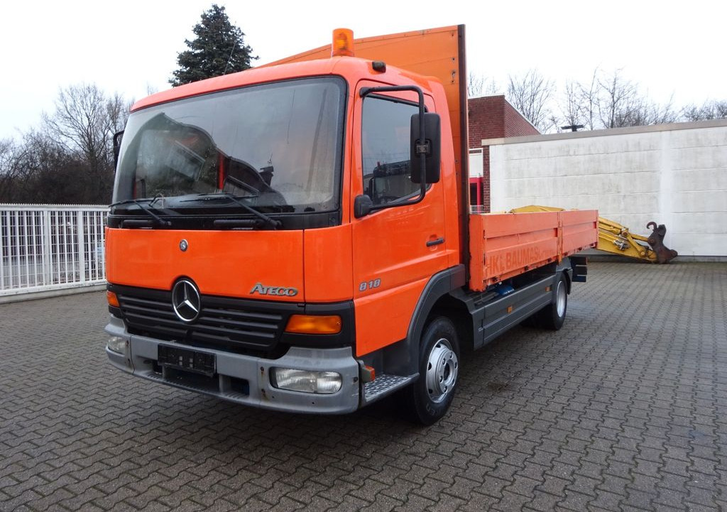 Mercedes-Benz 818 Atego Pritsche 4x2 Mercedes-Benz 818 Atego Pritsche 4x2 - Transportbil med flak: bild 2 Mercedes-Benz 818 Atego Pritsche 4x2 Mercedes-Benz 818 Atego Pritsche 4x2 - Transportbil med flak: bild 2
