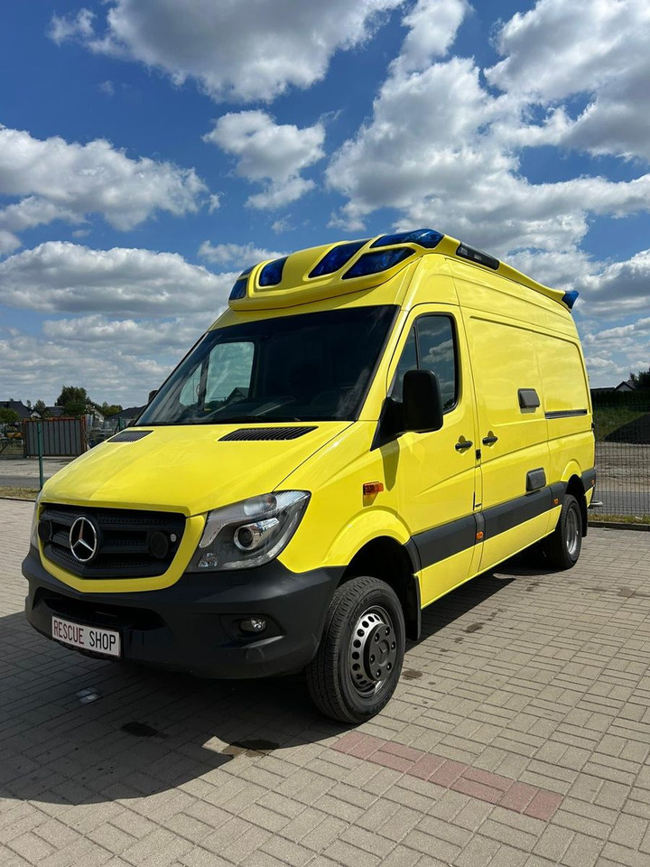 Mercedes-Benz Sprinter 519 CDI 4X4 **Ambulace** - Persontransport: bild 2 Mercedes-Benz Sprinter 519 CDI 4X4 **Ambulace** - Persontransport: bild 2
