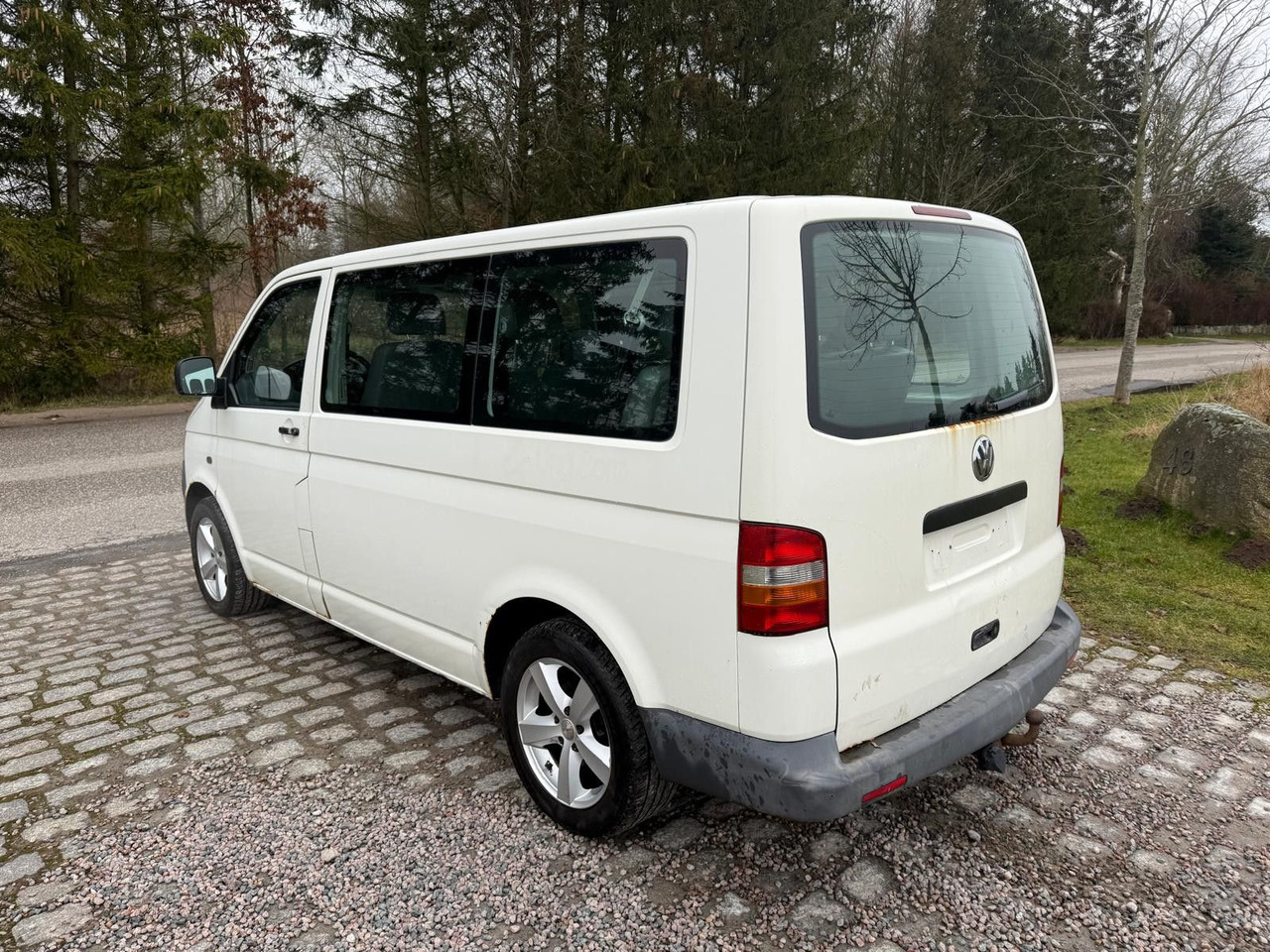 Volkswagen T5 Transporter 1.9 TDI *9 Sitze * 3900 € - Persontransport: bild 3 Volkswagen T5 Transporter 1.9 TDI *9 Sitze * 3900 € - Persontransport: bild 3