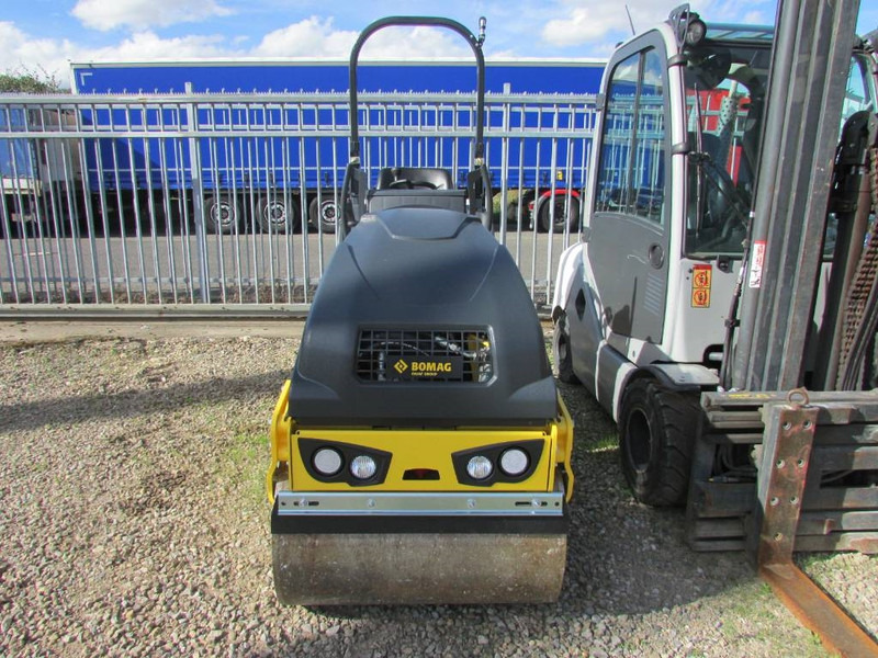 Bomag BW 90 AD-5 Walze / 21.500 EUR - Vält: bild 3 Bomag BW 90 AD-5 Walze / 21.500 EUR - Vält: bild 3