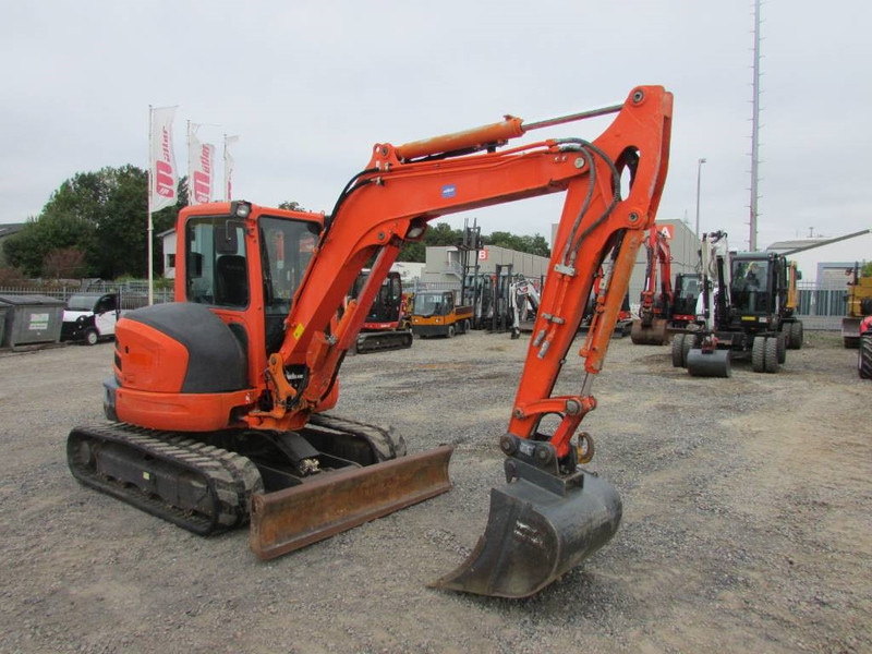 Kubota U 55-4 25.500 EUR - Minigrävmaskin: bild 2 Kubota U 55-4 25.500 EUR - Minigrävmaskin: bild 2