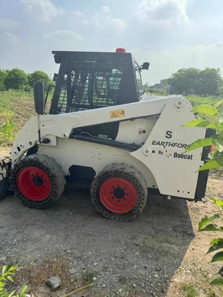 BOBCAT S16 - Kompaktlastare/ Slirstyrda lastare: bild 5 BOBCAT S16 - Kompaktlastare/ Slirstyrda lastare: bild 5