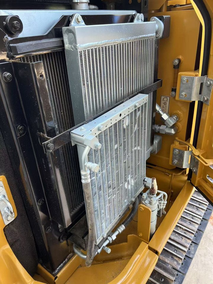 CATERPILLAR 305.5E2 - Minigrävmaskin: bild 4 CATERPILLAR 305.5E2 - Minigrävmaskin: bild 4