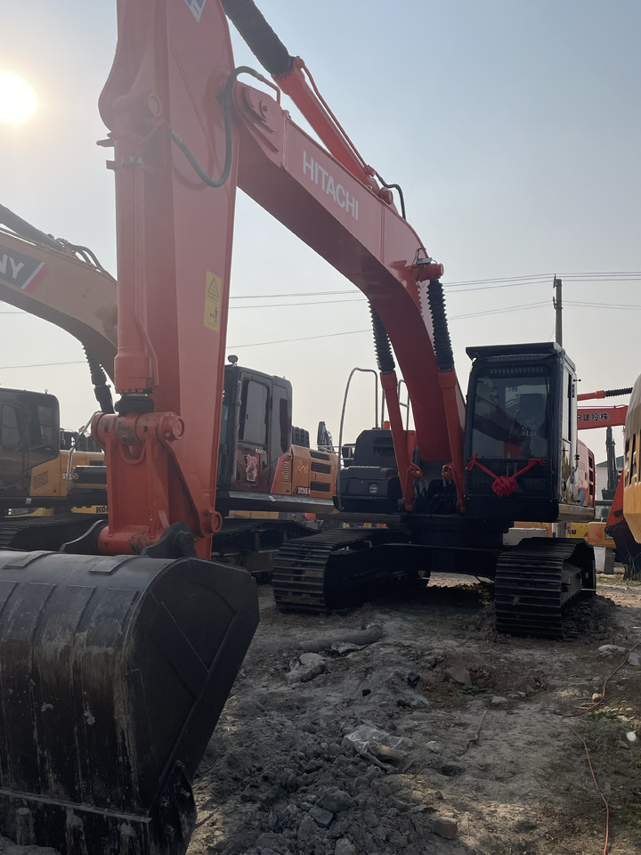 HITACHI ZX210 - Bandgrävare: bild 4 HITACHI ZX210 - Bandgrävare: bild 4