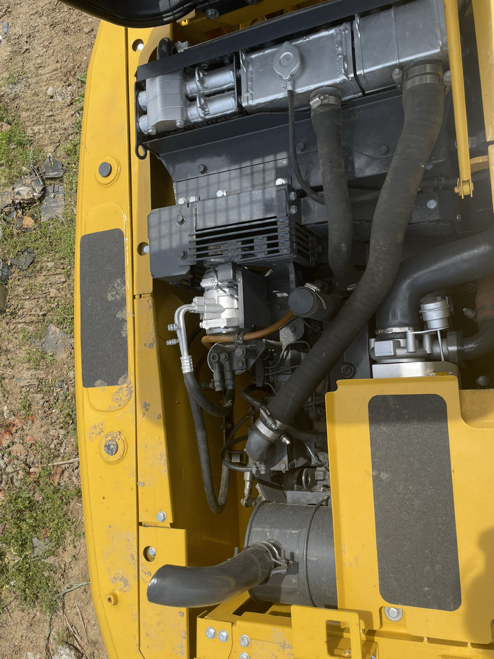 Minigrävmaskin KOMATSU PC 130-7: bild 12