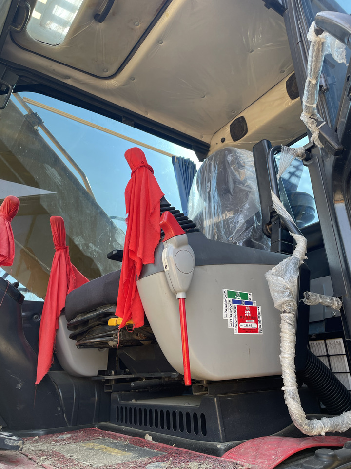 Komatsu PC 210LC - Bandgrävare: bild 4 Komatsu PC 210LC - Bandgrävare: bild 4