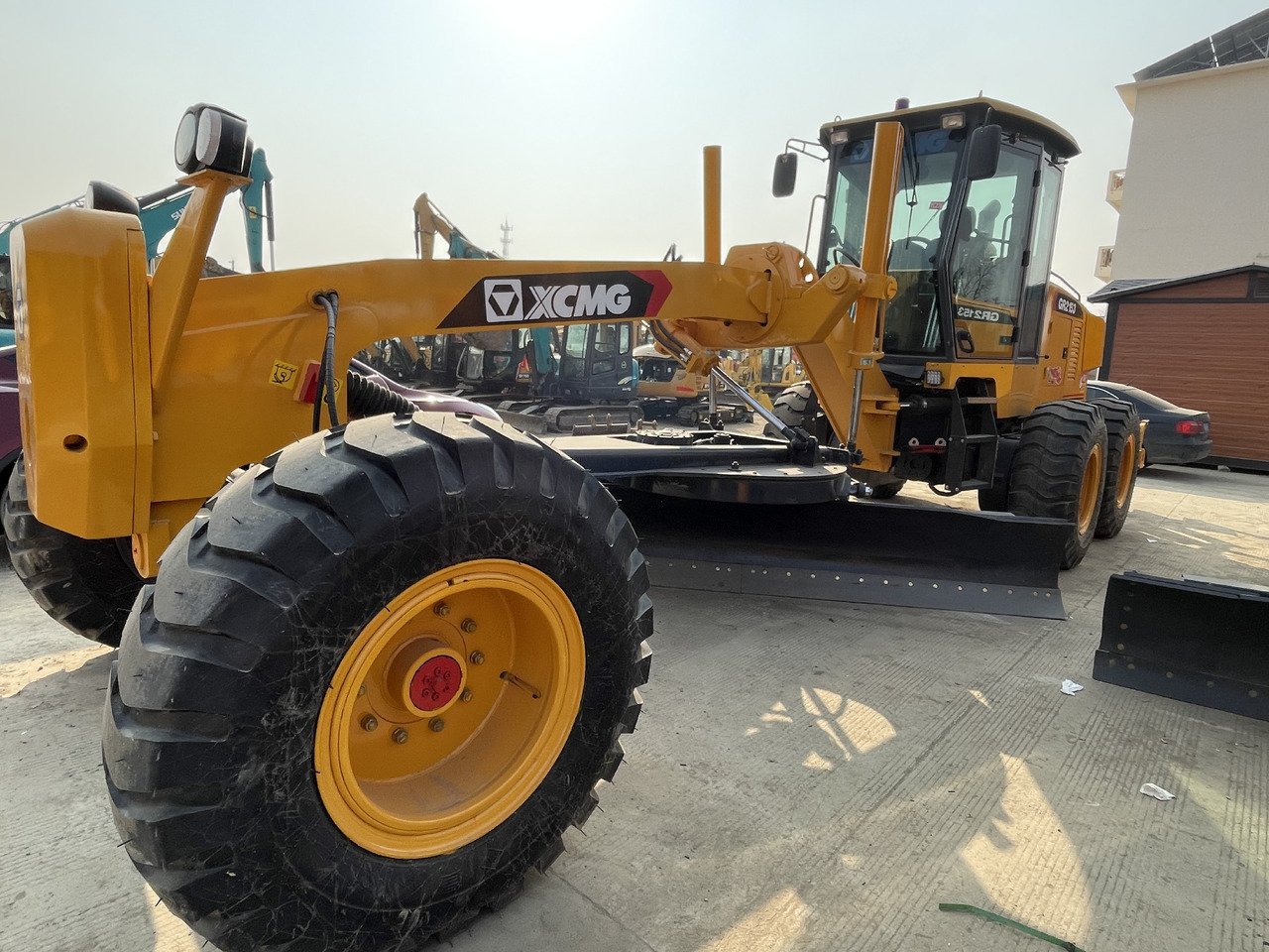 XCMG GR2153 - Väghyvel: bild 3 XCMG GR2153 - Väghyvel: bild 3