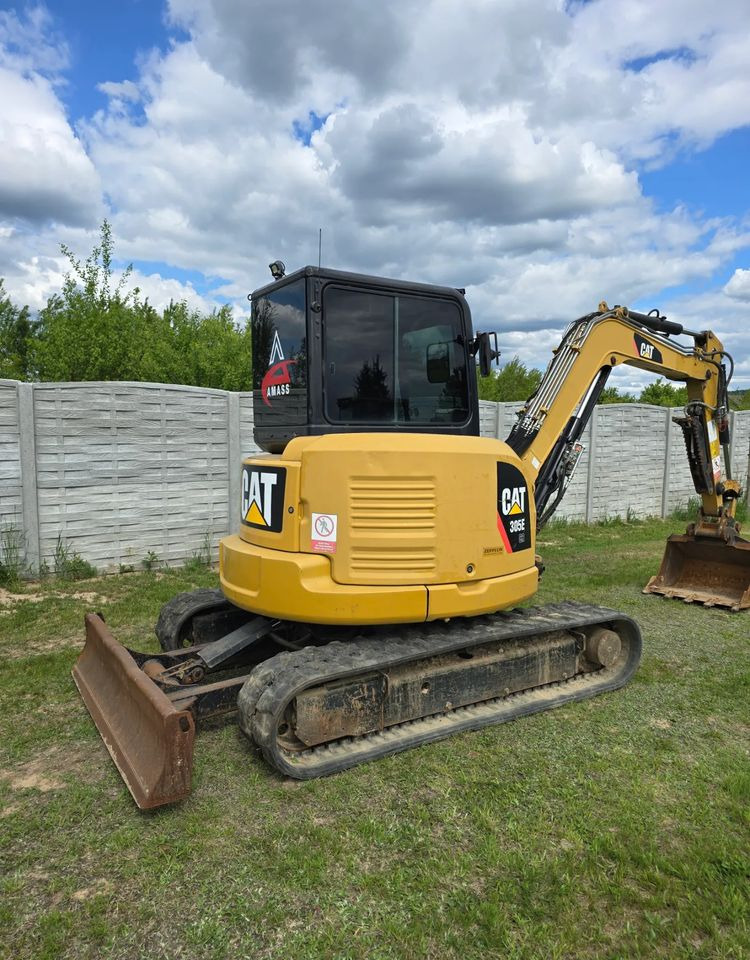 Caterpillar - Bandgrävare: bild 1 Caterpillar - Bandgrävare: bild 1