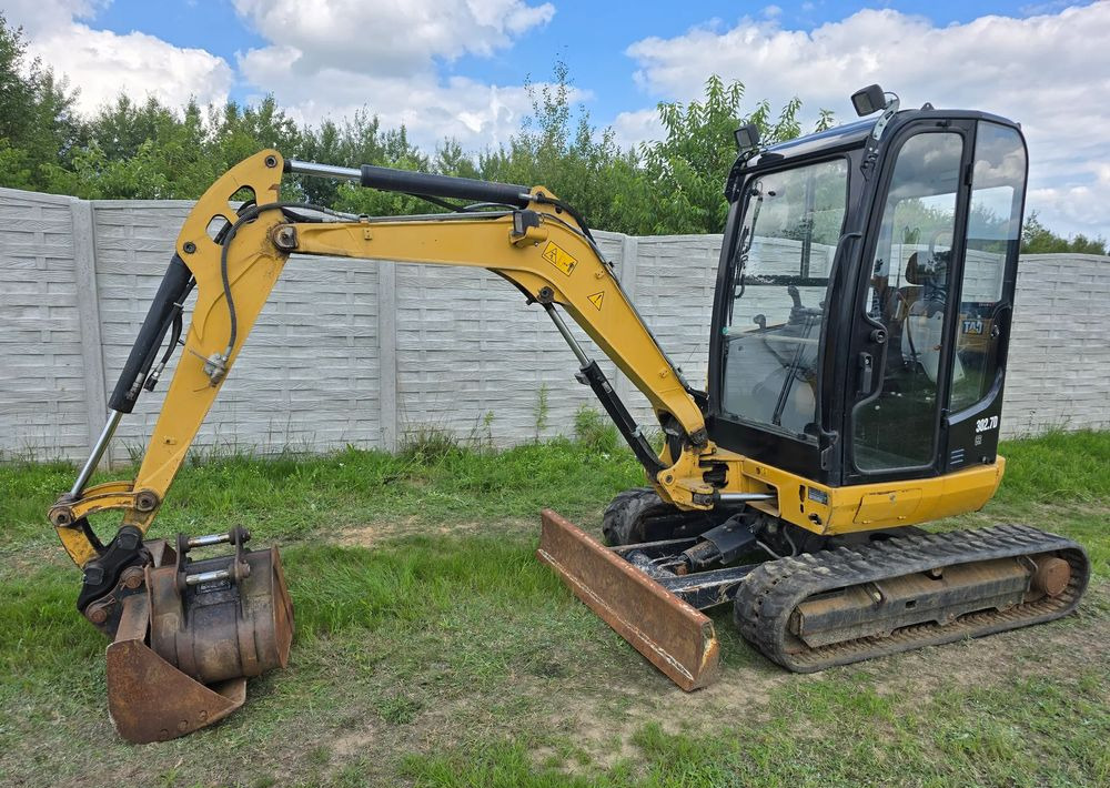 Caterpillar - Minigrävmaskin: bild 2 Caterpillar - Minigrävmaskin: bild 2