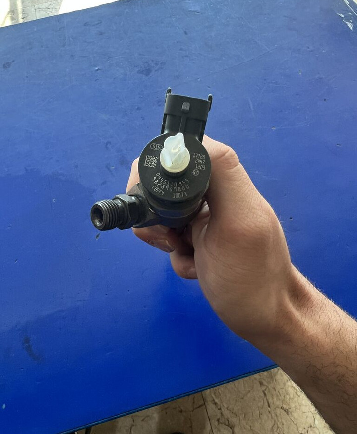 Bosch 2010-2023 0445110955 for Peugeot 2010-2023 car - Injektor för Personbil: bild 2 Bosch 2010-2023 0445110955 for Peugeot 2010-2023 car - Injektor för Personbil: bild 2