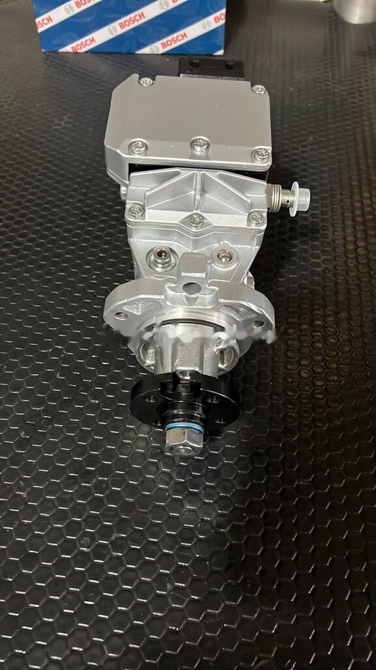 Bosch 2023 0470004015 Bosch Perkins - Bränslepump för Grävmaskin: bild 4 Bosch 2023 0470004015 Bosch Perkins - Bränslepump för Grävmaskin: bild 4