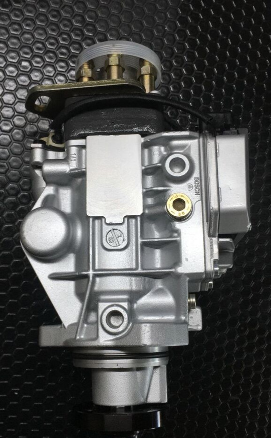 Bosch 2023 0470006009 Perkins - Bränslepump för Lastbil: bild 1 Bosch 2023 0470006009 Perkins - Bränslepump för Lastbil: bild 1