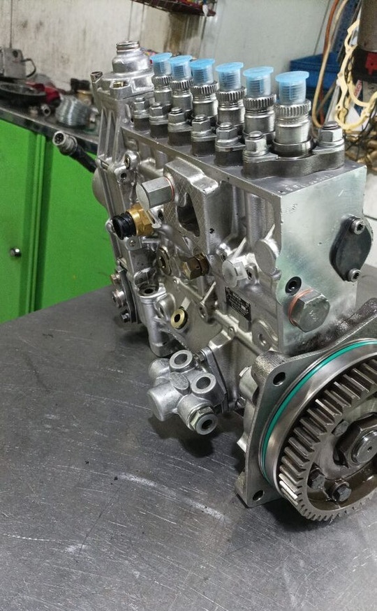 Bosch TGA 0402796210 MAN Tga 410 - Bränslepump för Lastbil: bild 3 Bosch TGA 0402796210 MAN Tga 410 - Bränslepump för Lastbil: bild 3