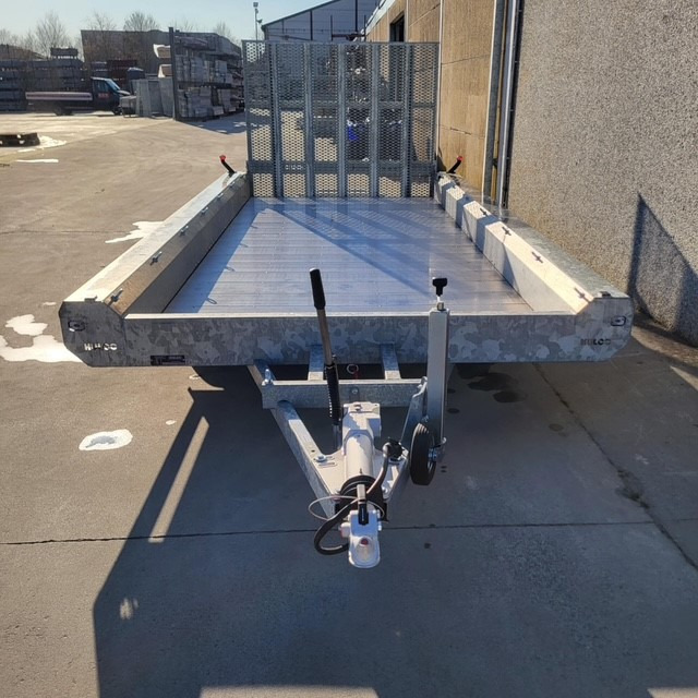 HULCO TERRAX-2 - Låg lastare trailer: bild 2 HULCO TERRAX-2 - Låg lastare trailer: bild 2