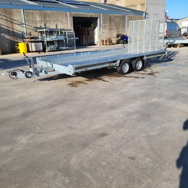 HULCO TERRAX-2 - Låg lastare trailer: bild 1 HULCO TERRAX-2 - Låg lastare trailer: bild 1