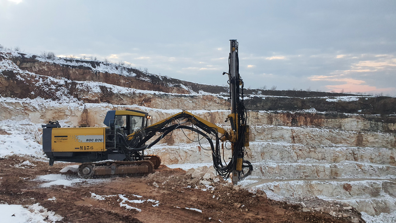 Atlas Copco ROC D7c-11 - Borrmaskin: bild 3 Atlas Copco ROC D7c-11 - Borrmaskin: bild 3