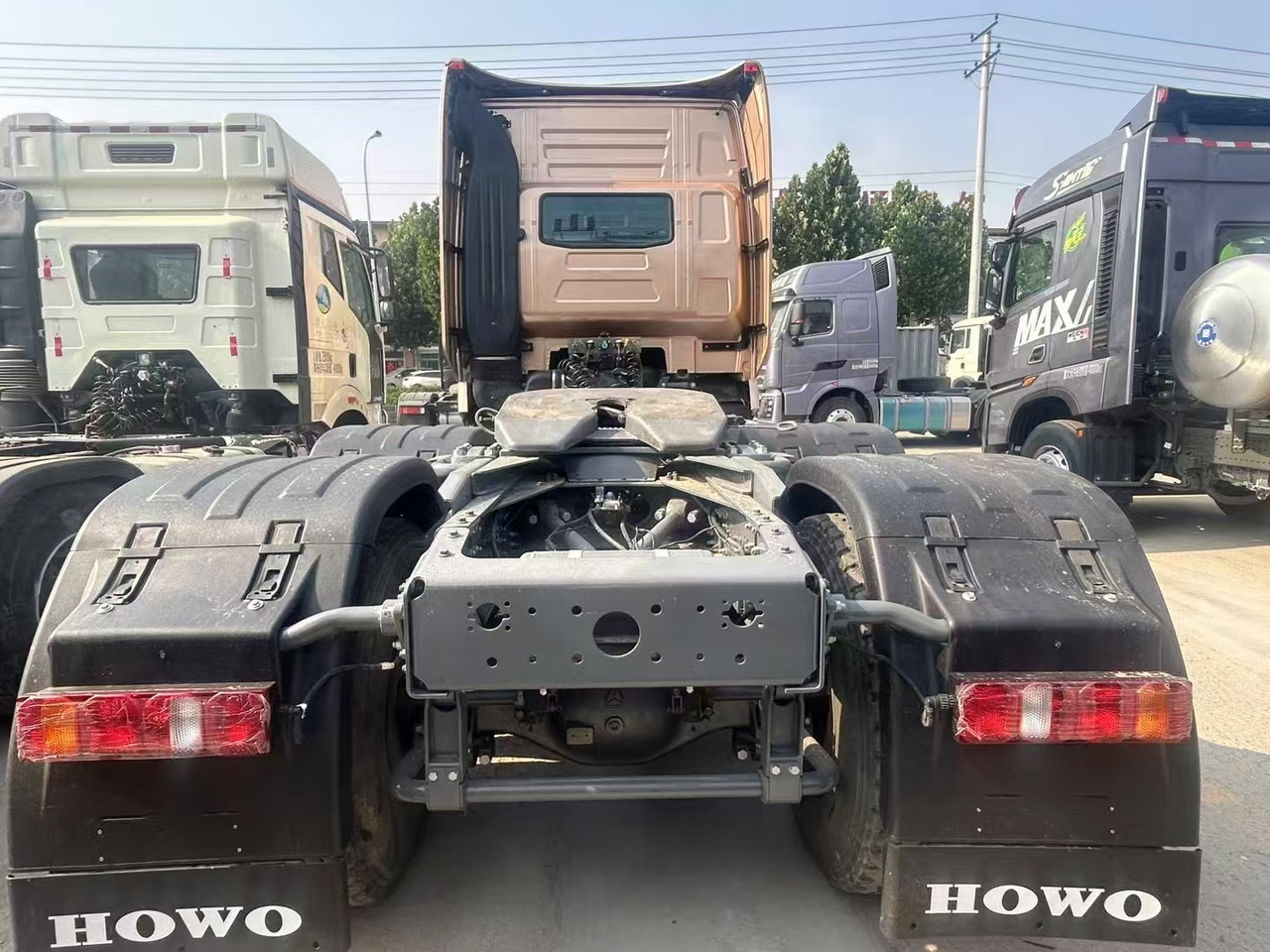 HOWO T7H - Dragbil: bild 5 HOWO T7H - Dragbil: bild 5