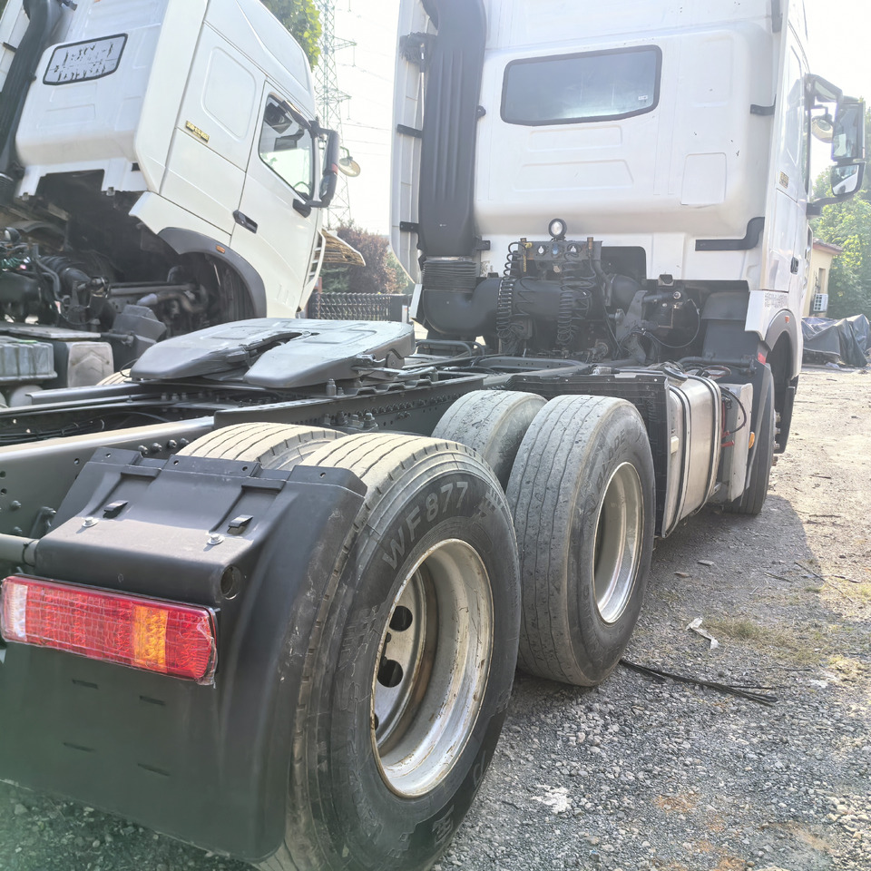 SINOTRUCK HOWO - Dragbil: bild 5 SINOTRUCK HOWO - Dragbil: bild 5