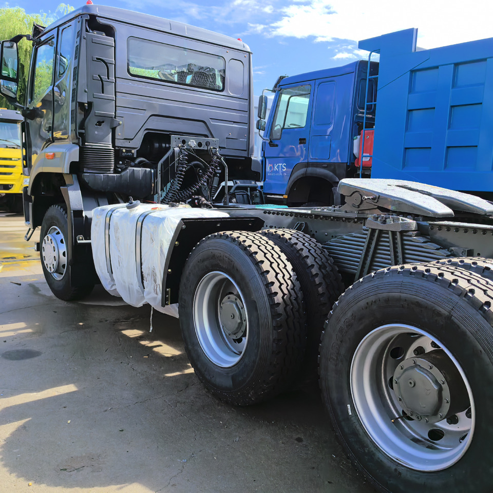 SINOTRUCK HOWO - Dragbil: bild 4 SINOTRUCK HOWO - Dragbil: bild 4