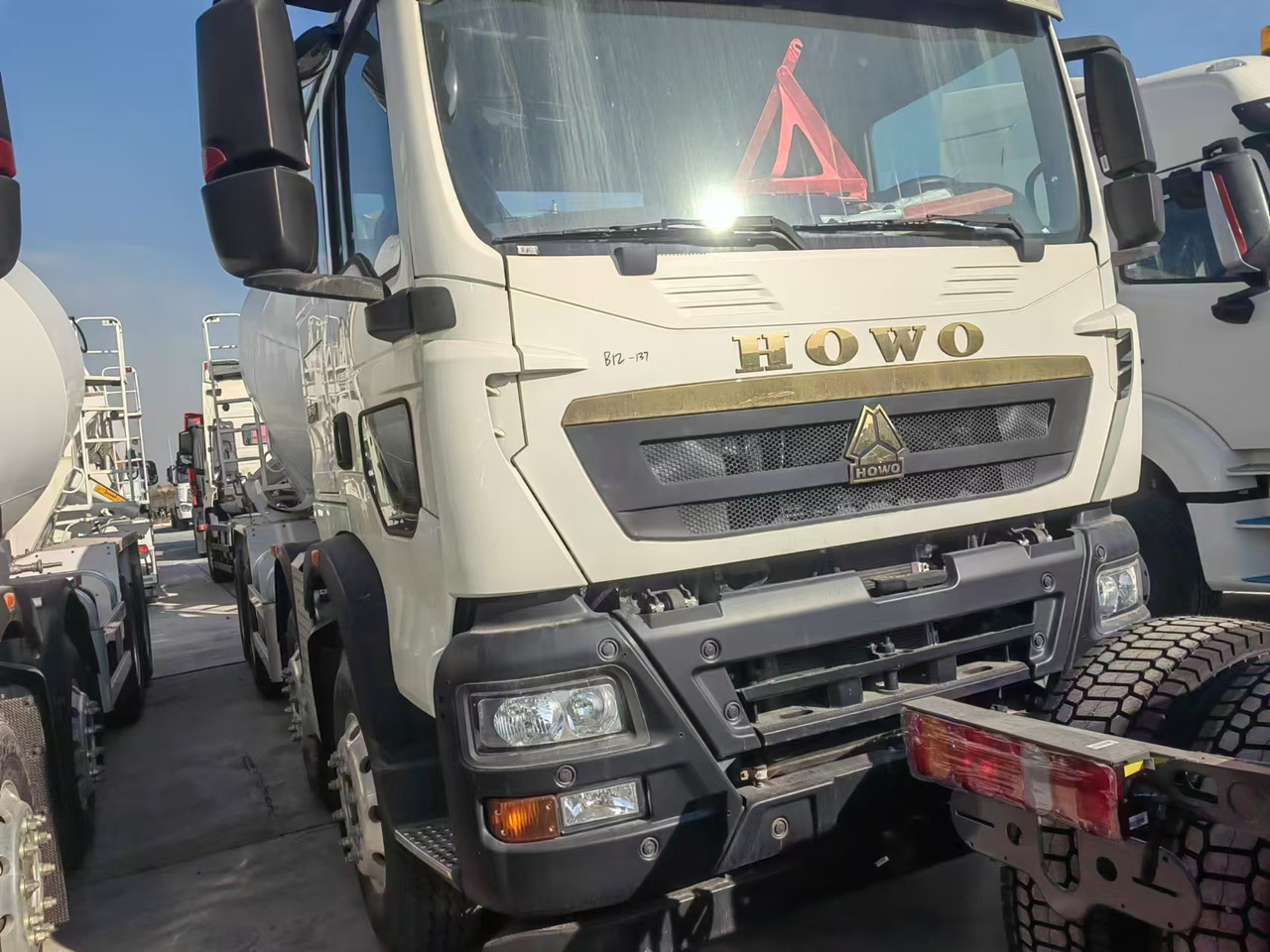 HOWO - Betongbil: bild 4 HOWO - Betongbil: bild 4