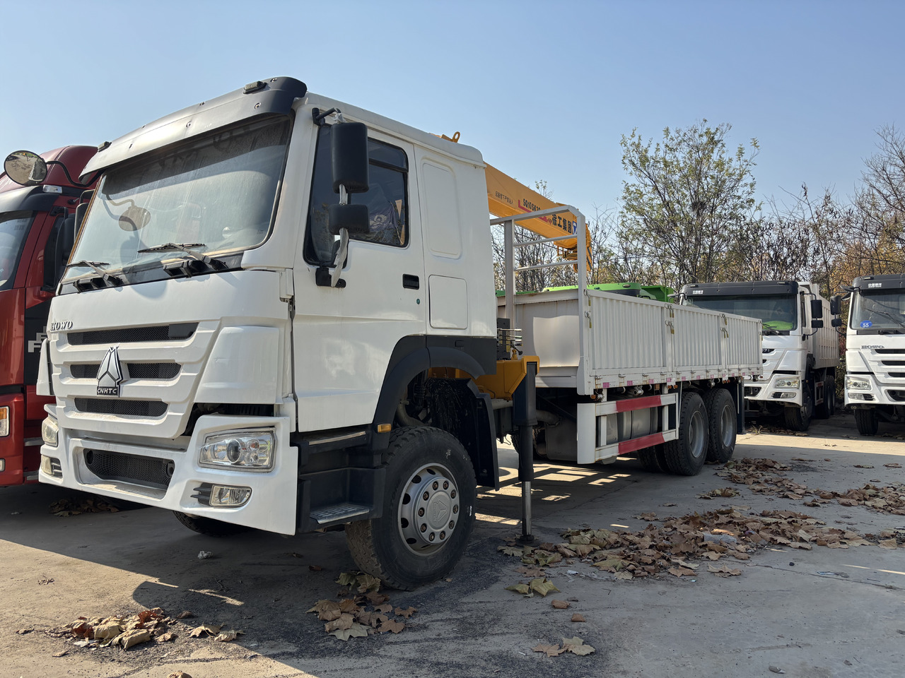 HOWO  - Kranbil: bild 2 HOWO  - Kranbil: bild 2