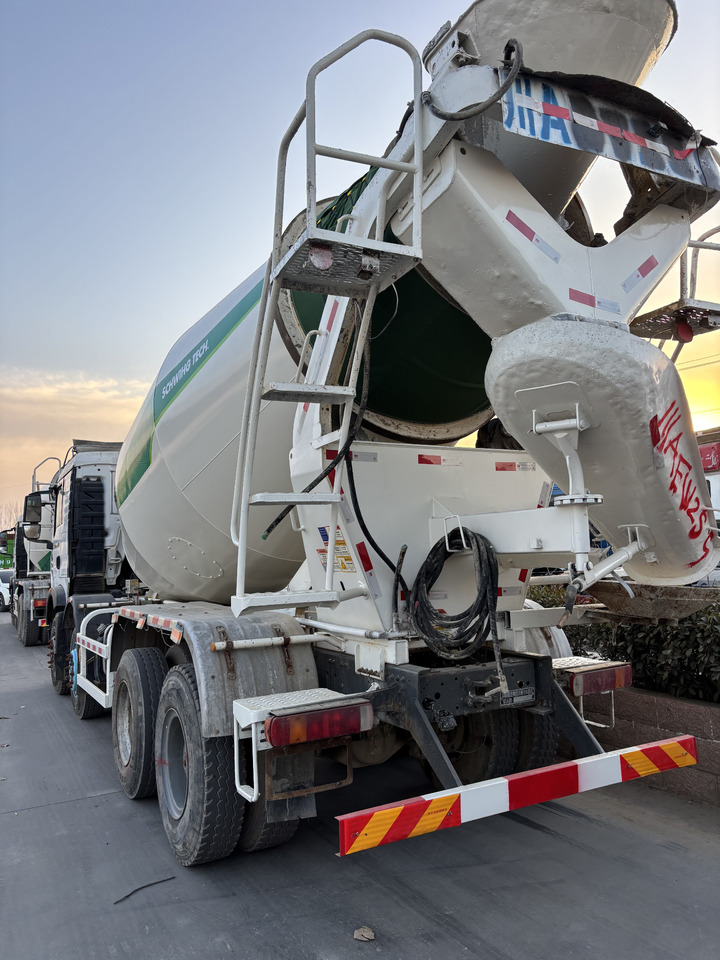 HOWO - Betongbil: bild 4 HOWO - Betongbil: bild 4
