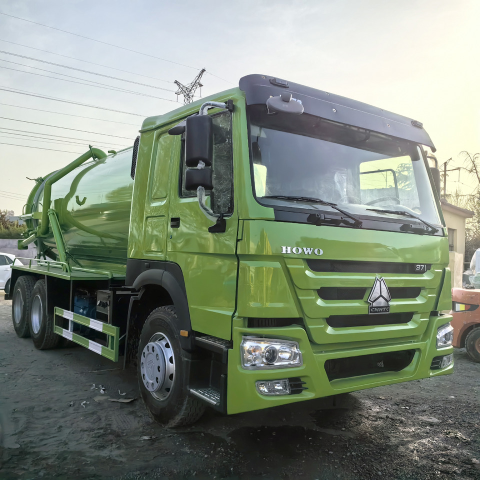 Howo Vacuum truck  - Sugbil: bild 1 Howo Vacuum truck  - Sugbil: bild 1