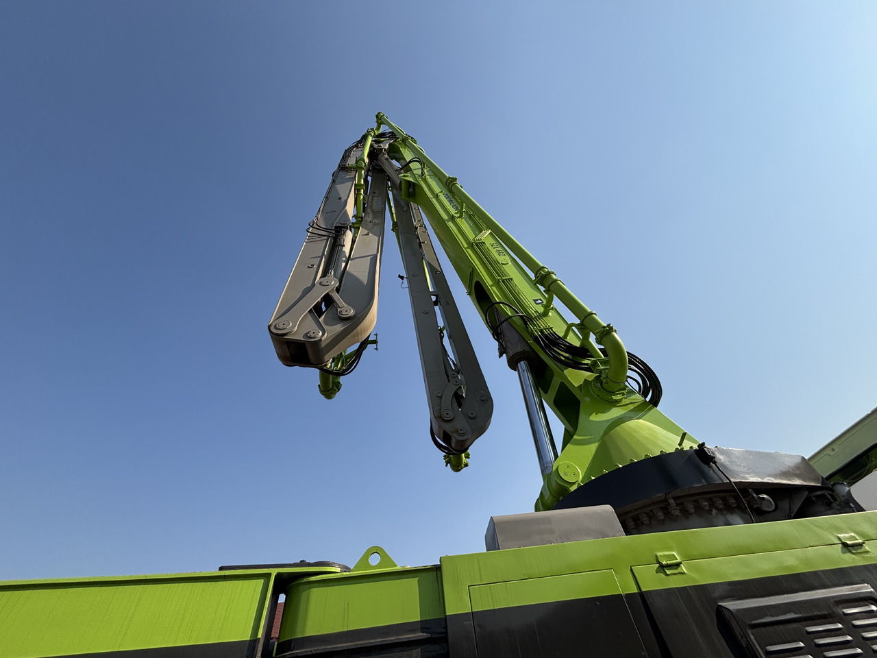 MERCEDES-BENZ - Betongpump: bild 2 MERCEDES-BENZ - Betongpump: bild 2