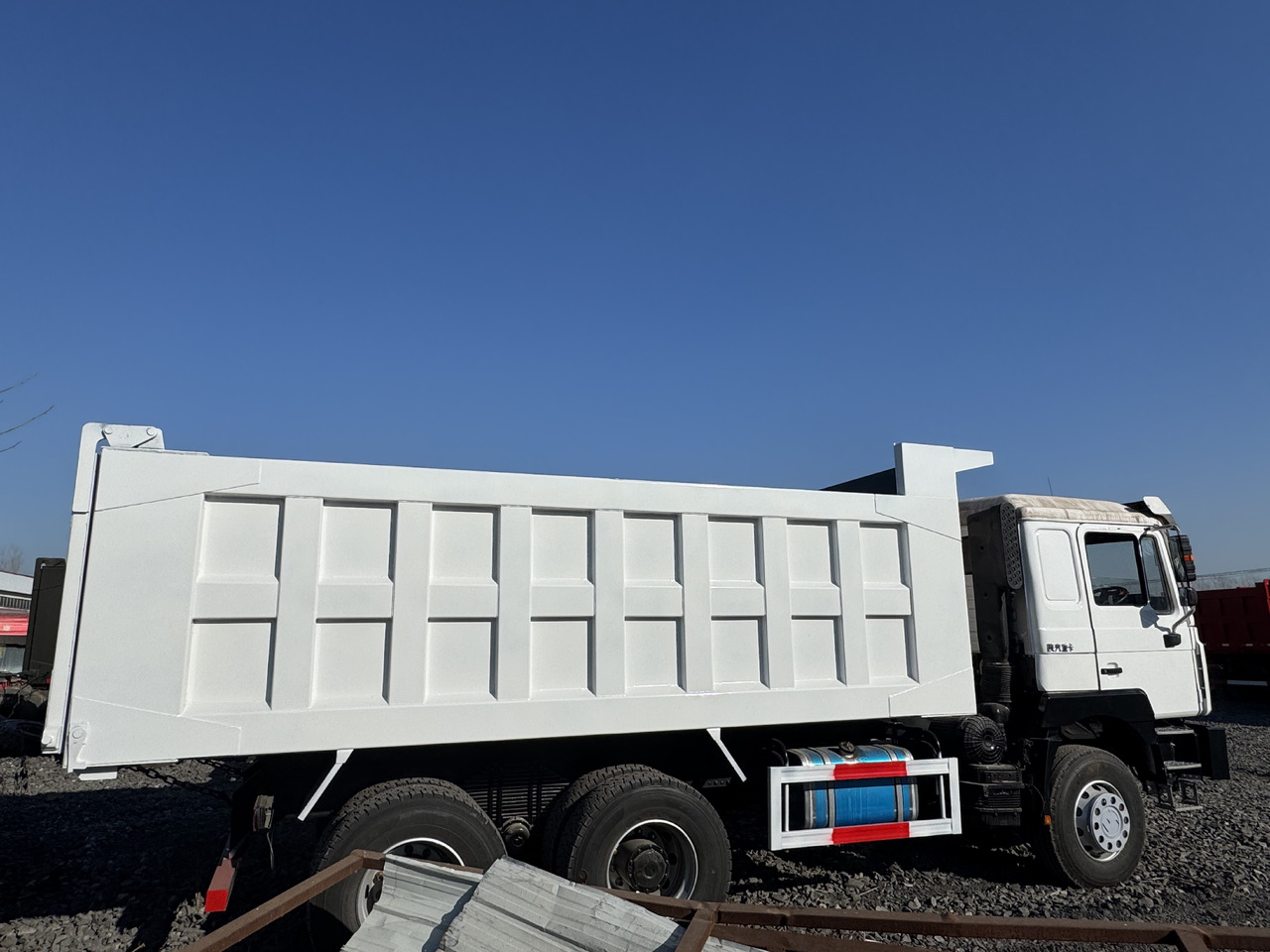 SHACMAN F3000 - Tippbil lastbil: bild 4 SHACMAN F3000 - Tippbil lastbil: bild 4