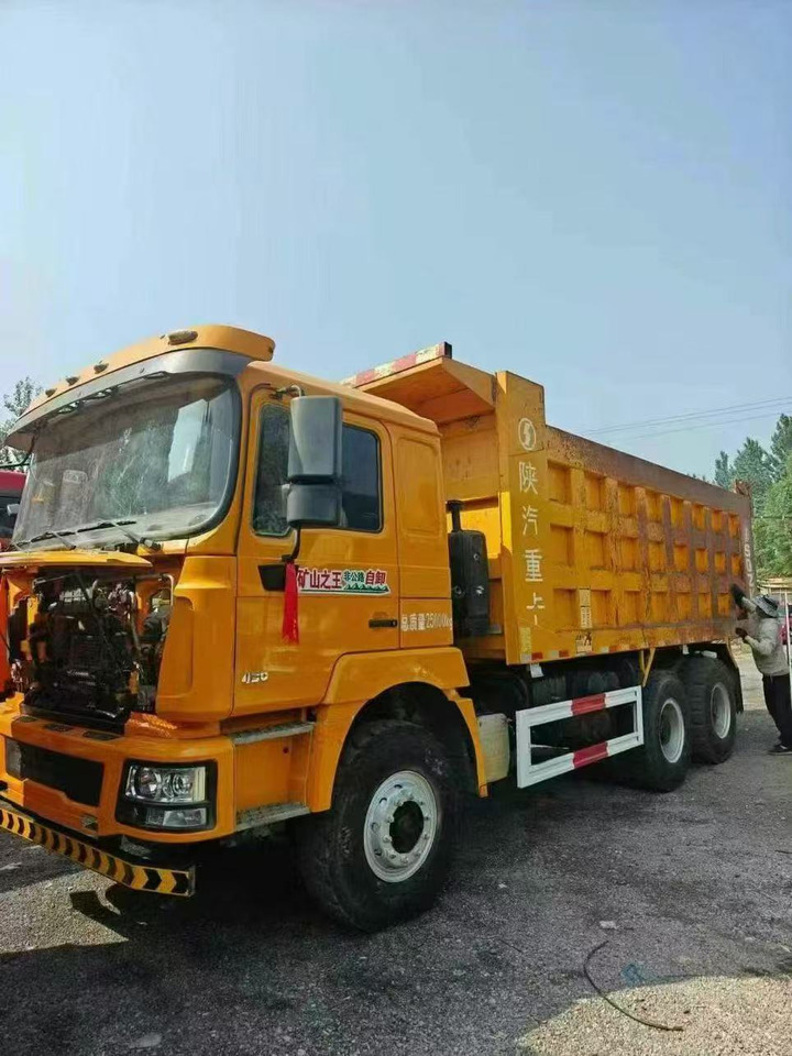 SHACMAN  - Terränggående truck: bild 2 SHACMAN  - Terränggående truck: bild 2