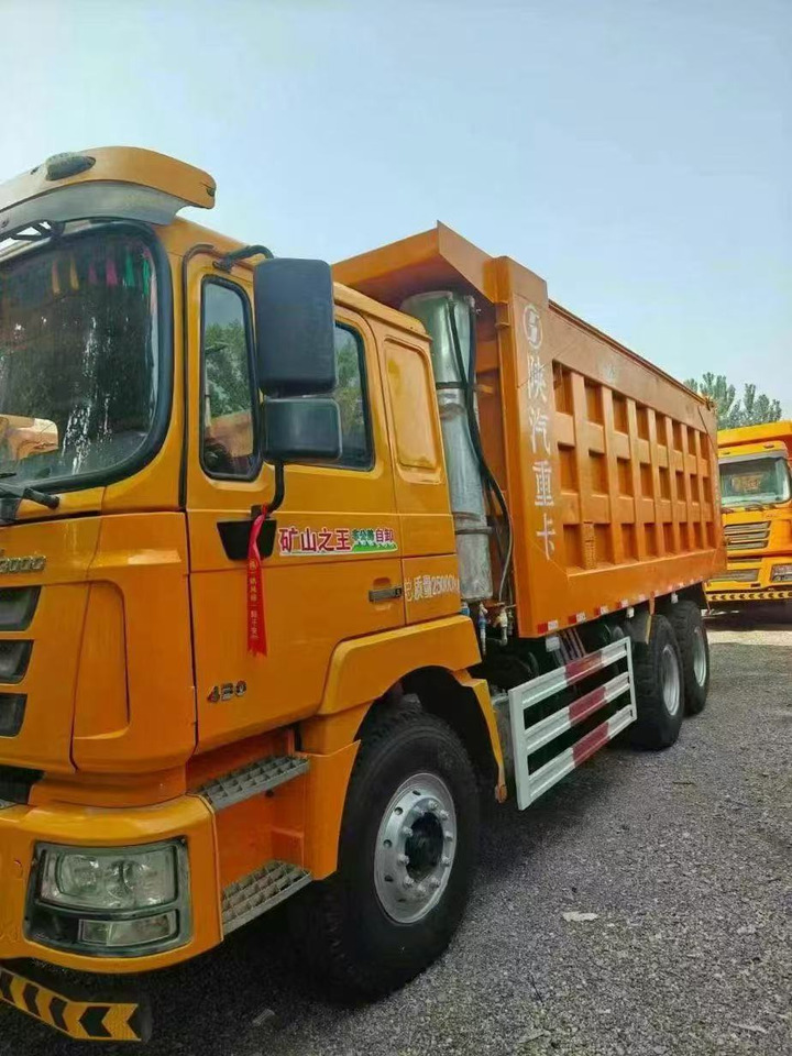 SHACMAN  - Terränggående truck: bild 3 SHACMAN  - Terränggående truck: bild 3