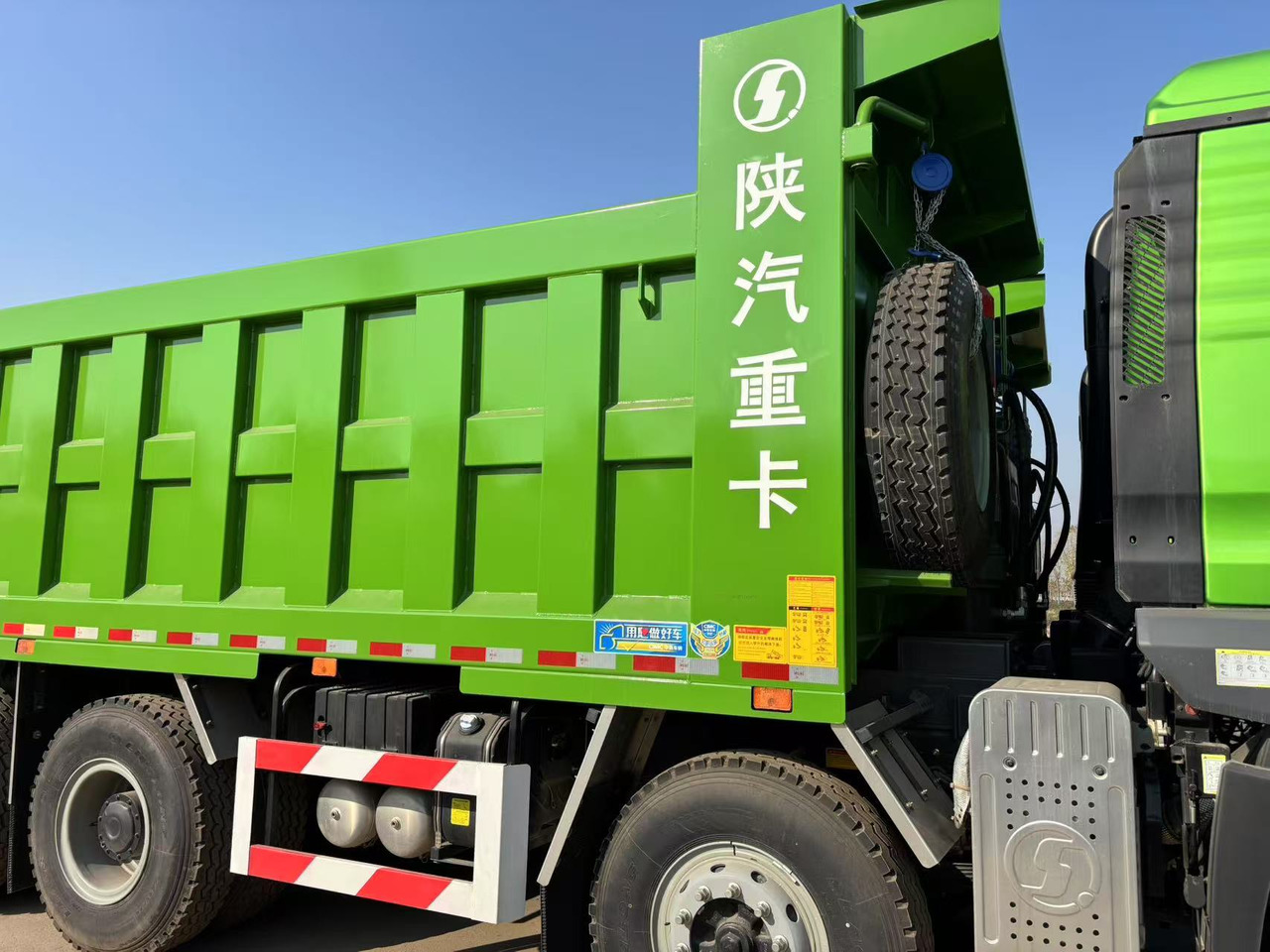 SHACMAN M3000 - Tippbil lastbil: bild 4 SHACMAN M3000 - Tippbil lastbil: bild 4