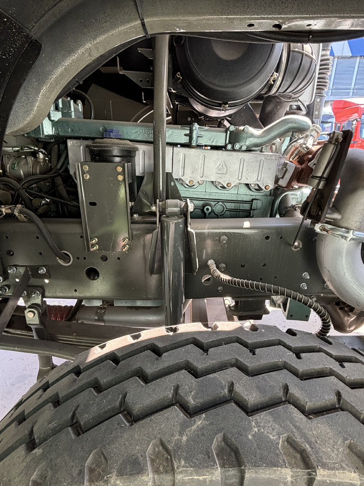 SINOTRUCK HOWO - Betongbil: bild 5 SINOTRUCK HOWO - Betongbil: bild 5